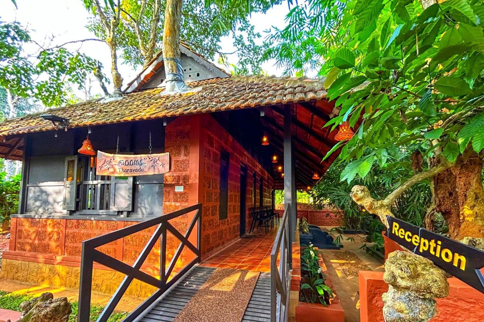 Greens Tree House & Wood House Султан Батери Екстериор снимка